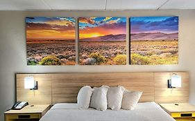 Days Inn By Wyndham Houston